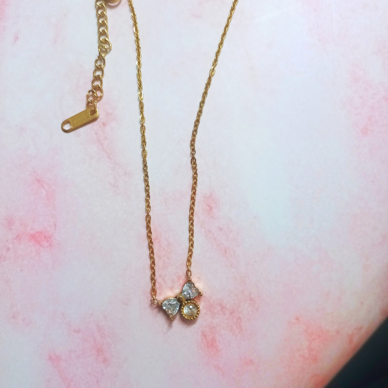 Gold Stoned Anti Tarnished Chain