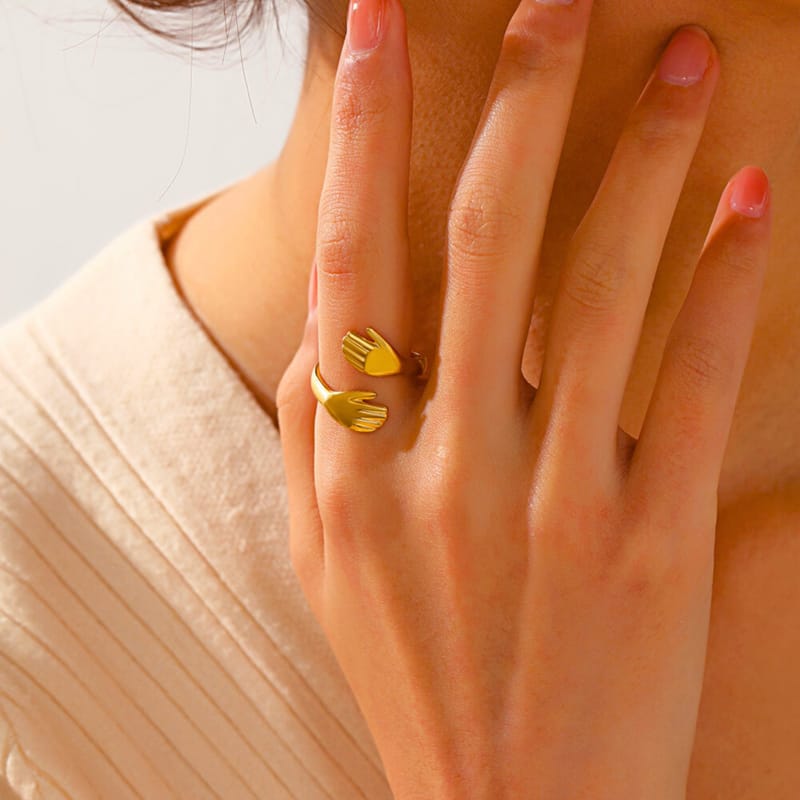 Adjustable Hug Ring