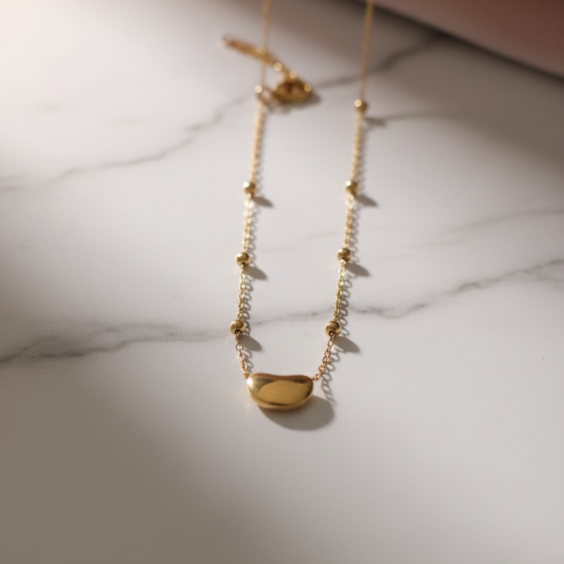 Curve Shape Heart Pendants Gold Plated