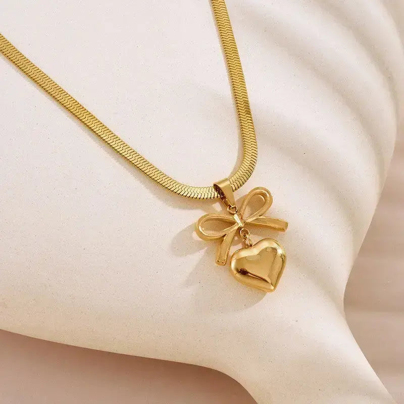 Amora Necklace Anti-tarnish, 18k Gold Plated