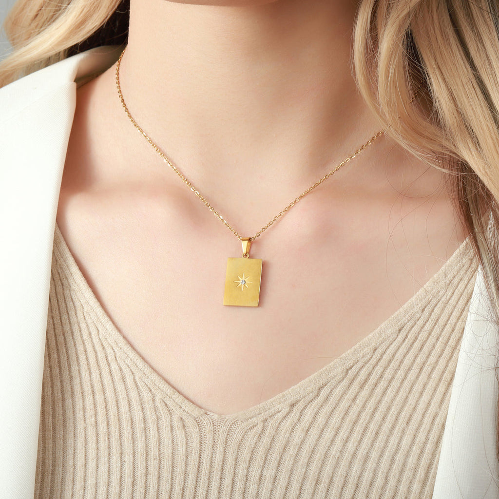 Star Bust 18K Gold Anti-tarnish Necklaces