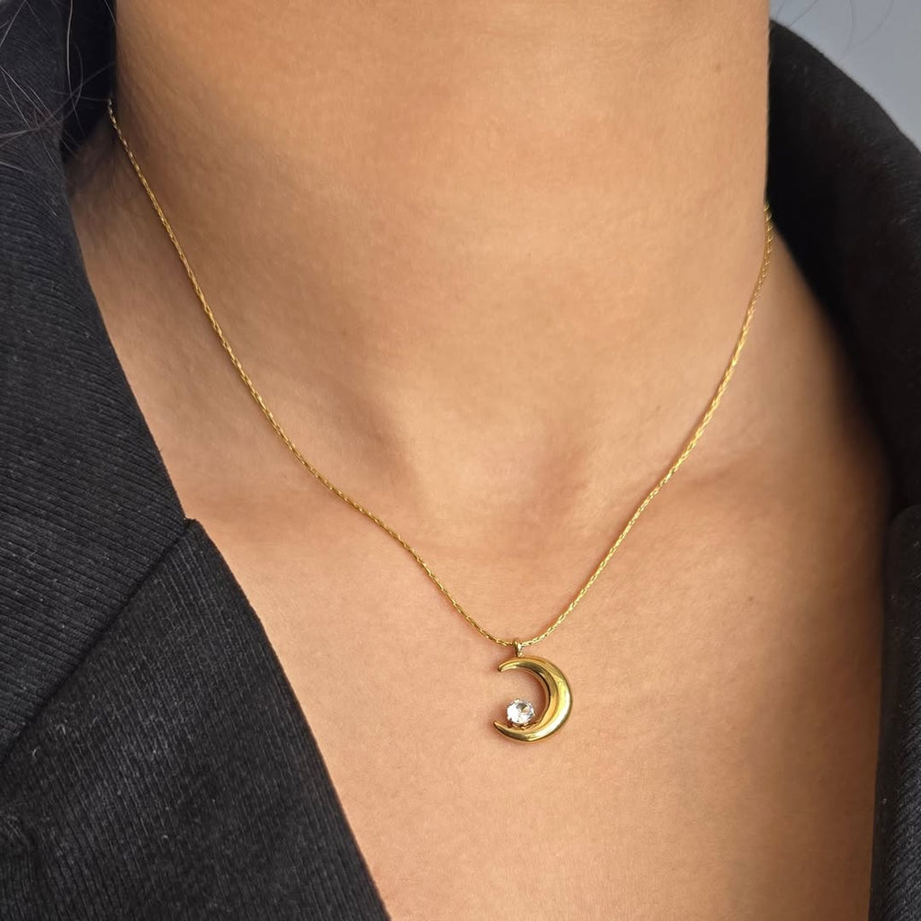 Crescent Moon Pendant - 18k Gold Plated