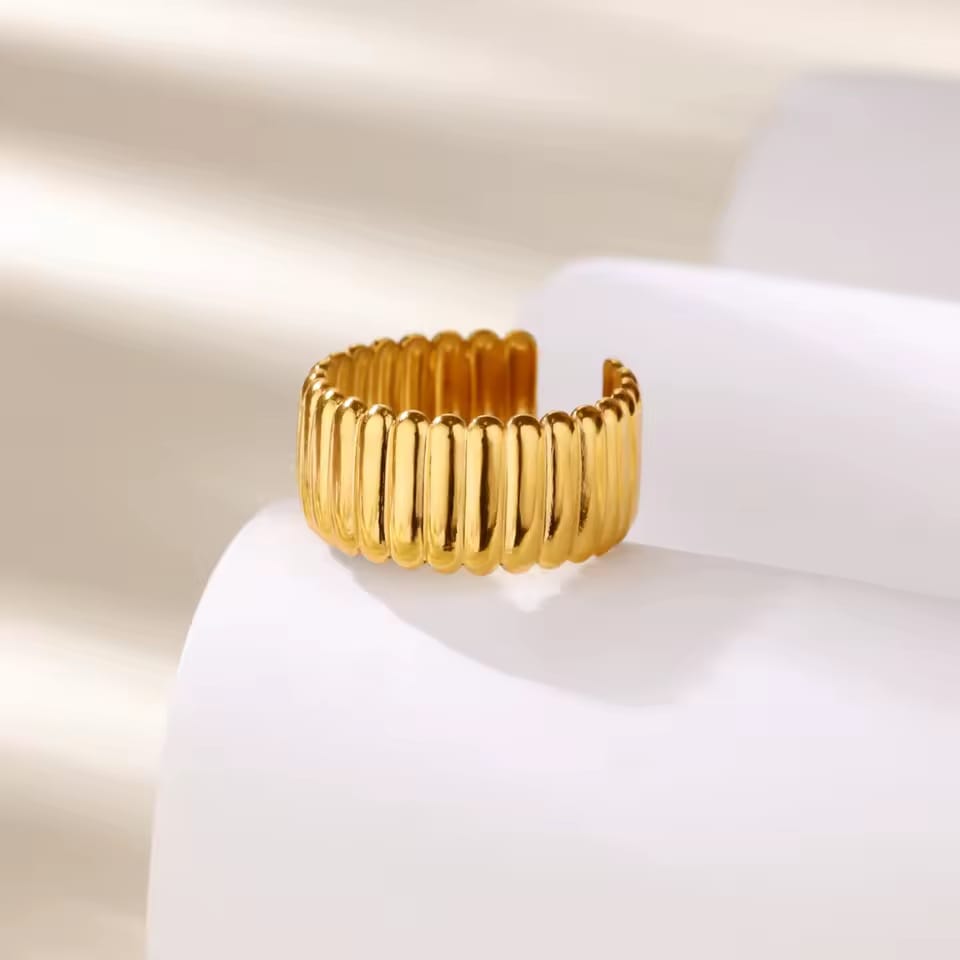 Textured Curve Line Ring